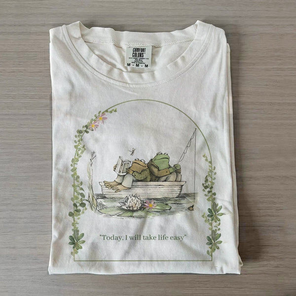 Vintage Book Lovers Frog T-Shirt